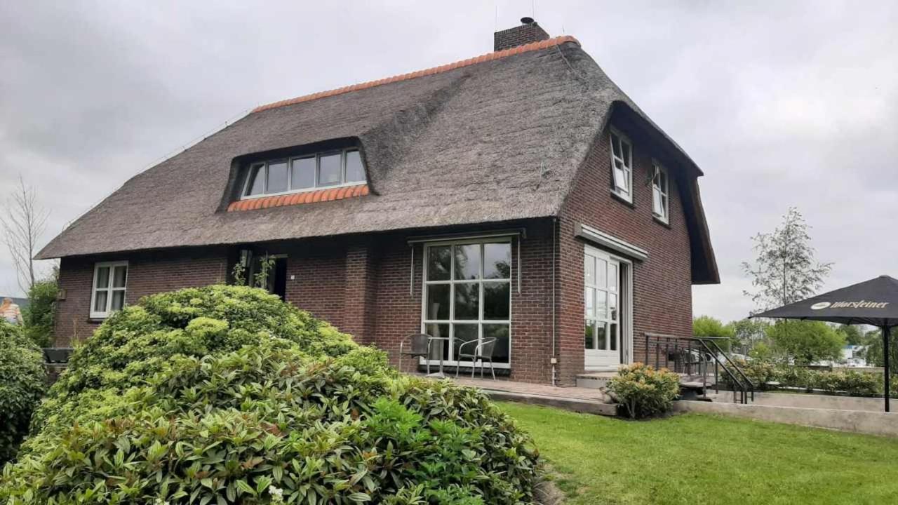 B&B Pension "Op'E Koai" Jirnsum Exterior photo