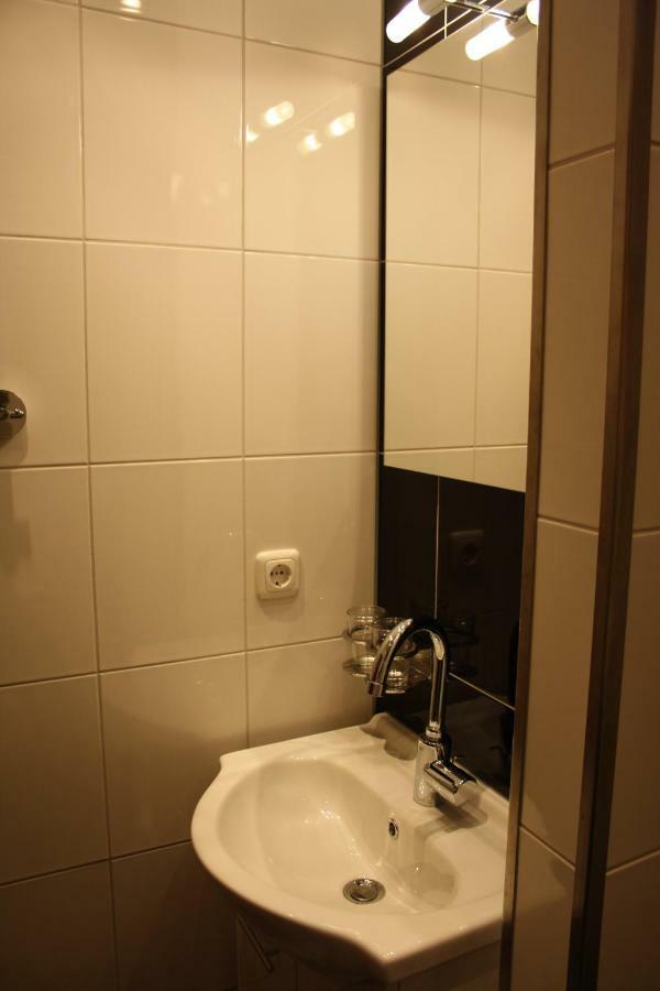 B&B Pension "Op'E Koai" Jirnsum Exterior photo